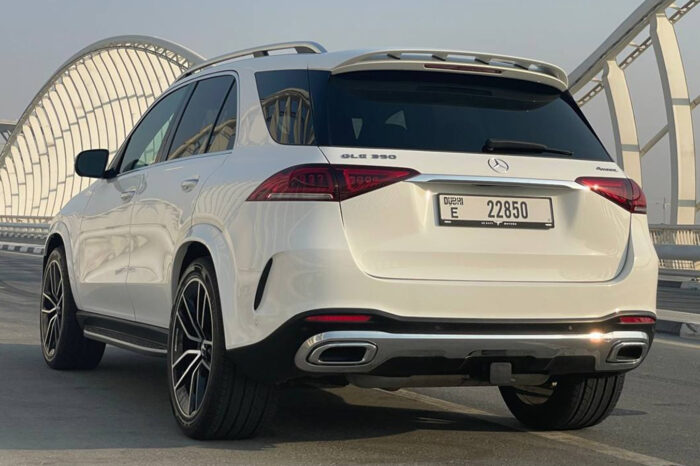 Rent Mercedes GLE350 in Dubai