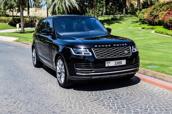 Rent Range Rover Vogue in Dubai