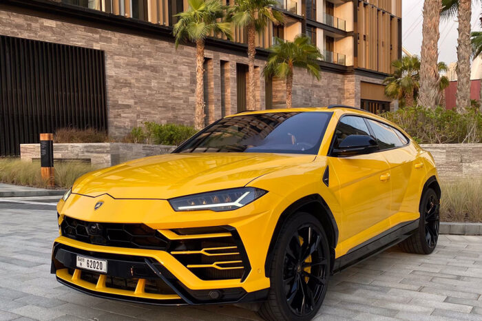 Rent Lamborghini Urus 2021 in Dubai